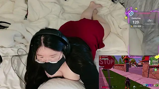 Kara-Nuna's Webcam Show
