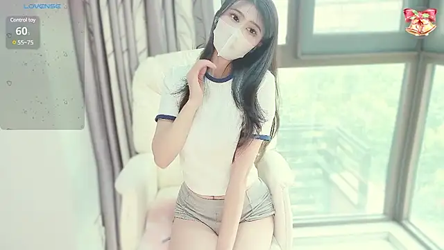 美女Lara-168在线直播