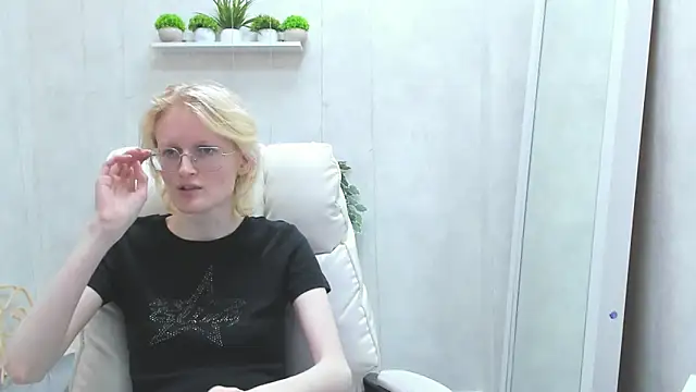 ElizabethHarpper Live Sex Cams