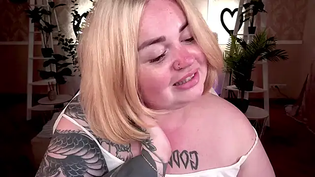 ZaraReignn's Webcam Show