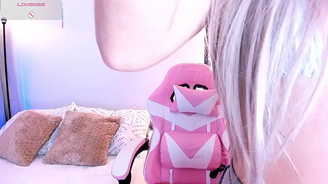 ZarayStict Live Sex Cams