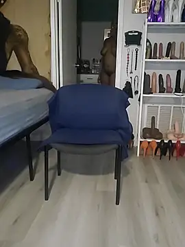 Queenanitadix's Live Sex Cam Show