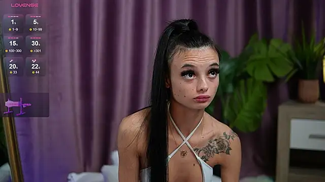 RachelRave's Webcam Show