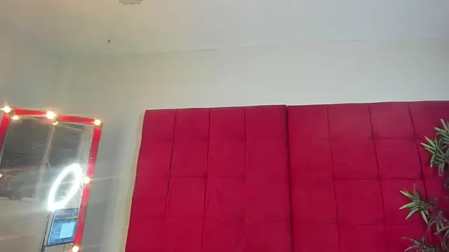 wandaliones' Live Chat Room