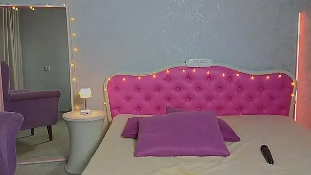 Ariana_Petite 3Way page 12