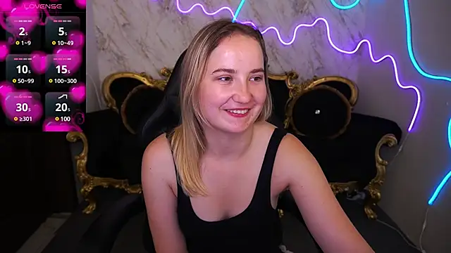 SofieBloom College Girls page 17