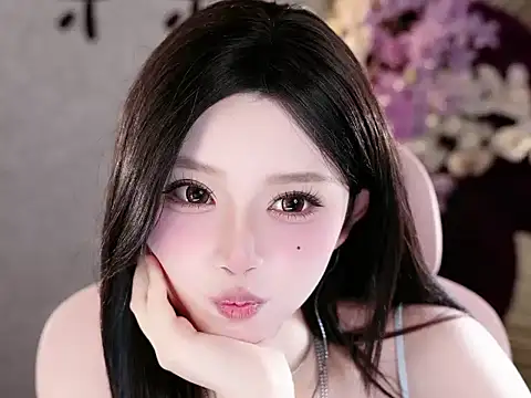 美女KAKA0118在线直播