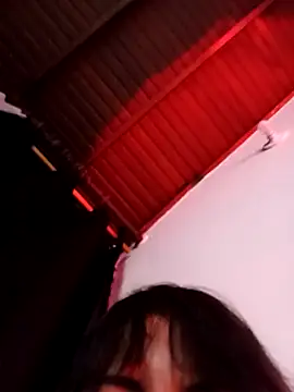 Show de Tiara_Zanss na webcam