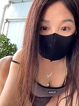 美女SSSniang-在线直播
