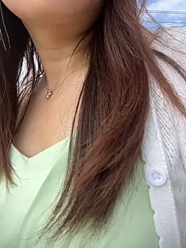 美女hhouq936在线直播