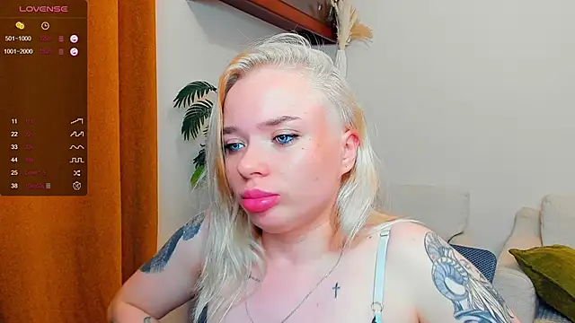 PeaceEmily Live Sex Cams