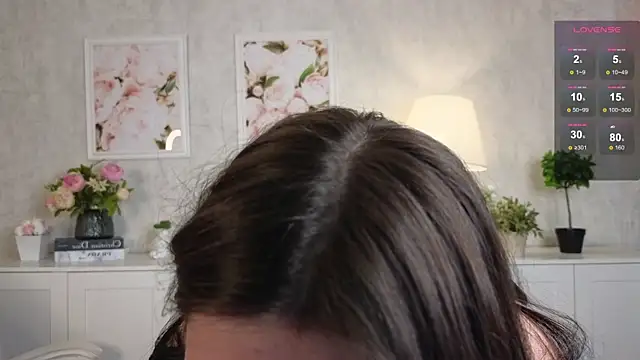 Darina_Adams