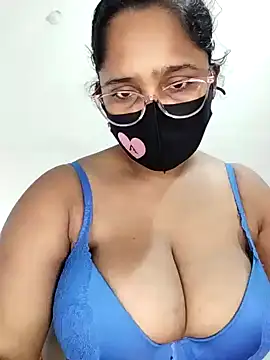 Webcam Model (Nipa-1)  is live.Free join now!
