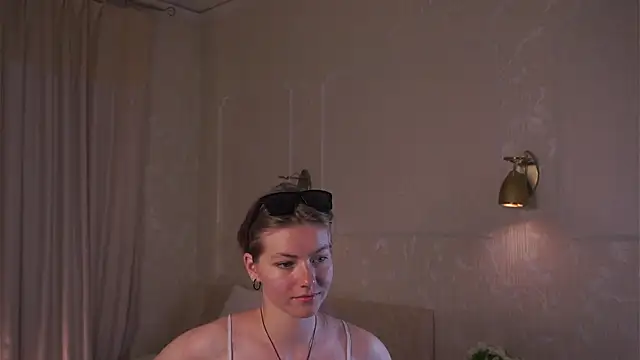 MaidaBigger webcam