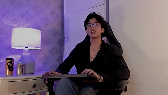  Angel_zcott chat room