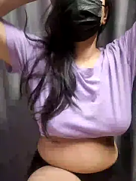 Cute-Rasha webcam