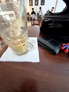 YoursThickDick webcam
