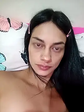Akasha001 webcam