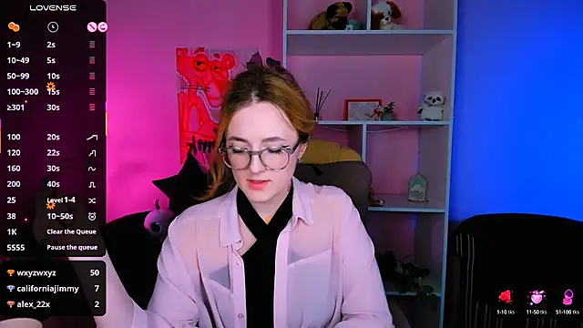 luna_berryy webcam