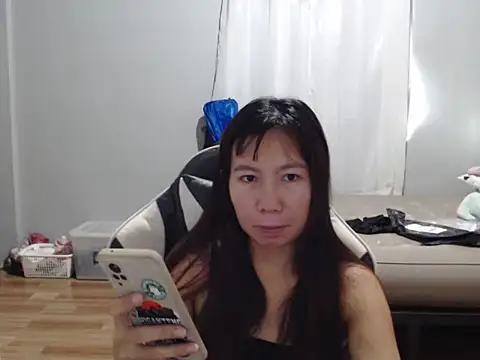 yourcumdoll webcam
