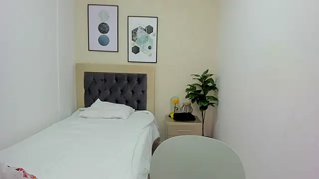 Liz_mannah webcam