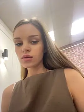 MarilynNova webcam