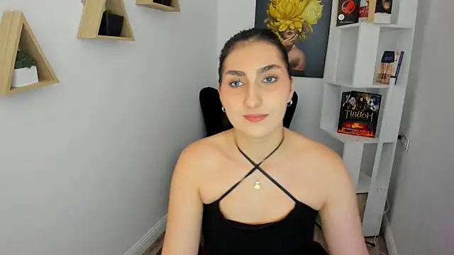 GlamAndHot webcam