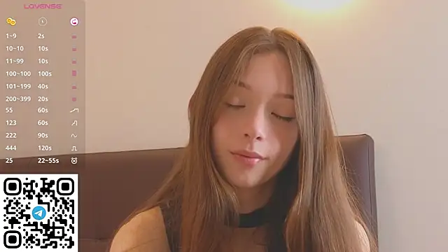 RemiFlover from StripChat is Freechat