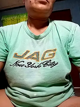 ellie0516 - Ellie0516's free webcam - UK Sex Cams