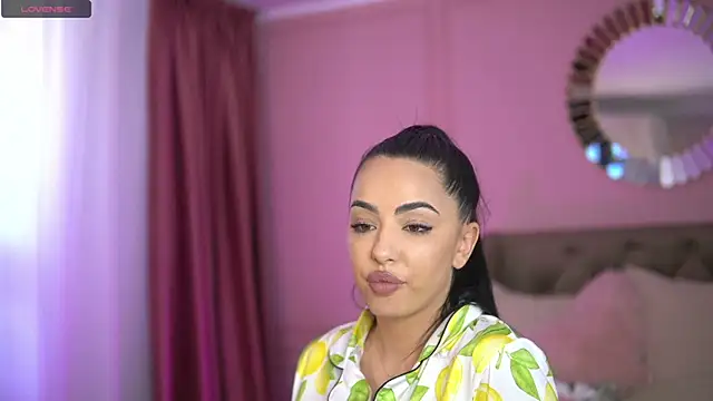 sex live chat NicoleSteph