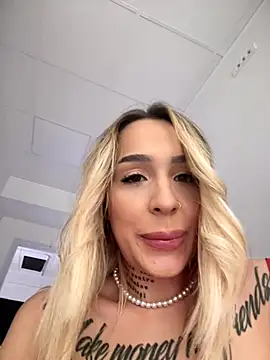 erotic roleplay chatroom Ammylicious Doll