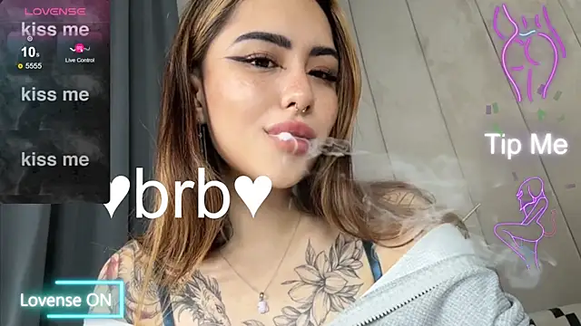 baby__kim webcam