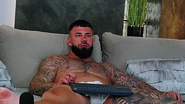 masterkingofmusclee webcam