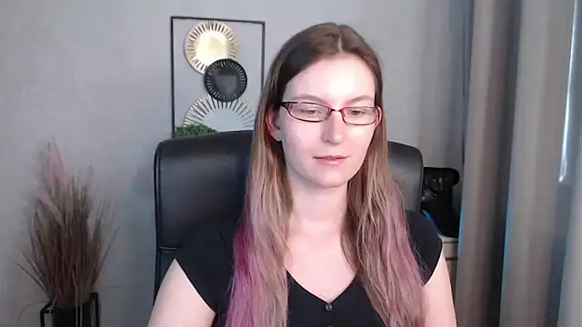 emmaxDelight webcam