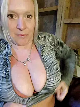 Bouncy-Bella28X