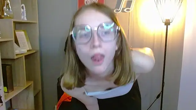 juicyPenny webcam