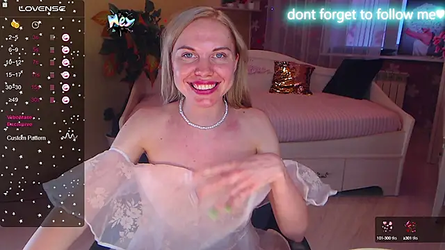 LiSinDoll webcam