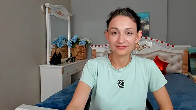 KorriNaughty webcam