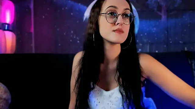 LilahEris webcam