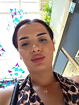 NaughtyChloe webcam