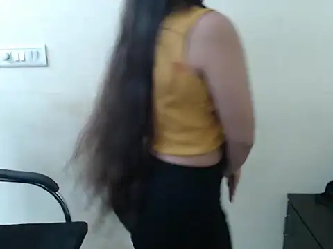 anika_bold webcam