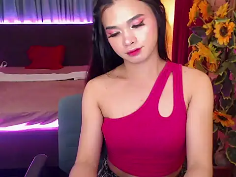 BigCockMaxineTS webcam