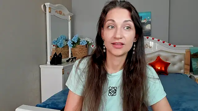 KorriNaughty
