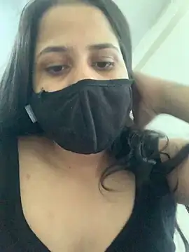 Webcam Model (misharani00)  is live.Free join now!