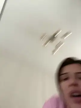 little_belucci webcam