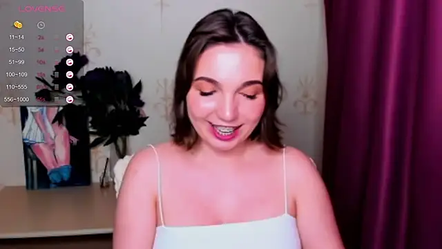 KindHazelHere_ webcam