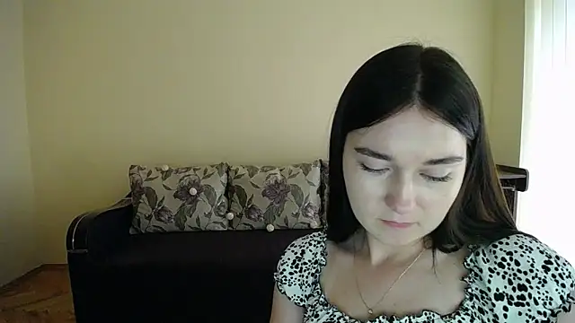 Pretty_shy webcam