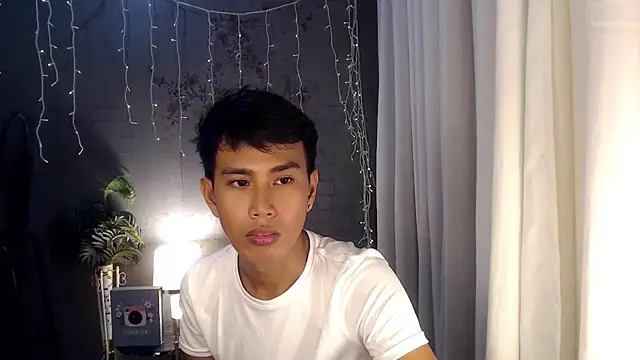 shokolet_2001 webcam
