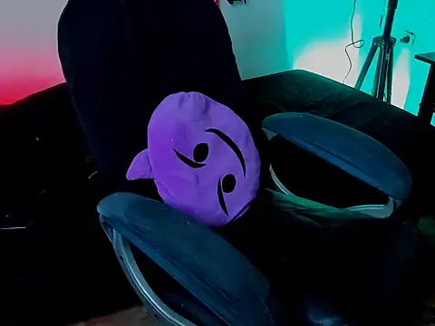 zeus_7777 webcam