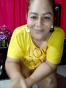 SluttyMilf79